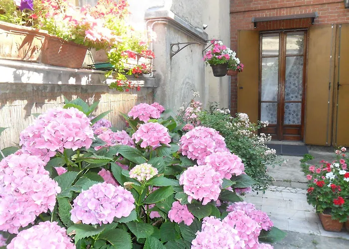 La Nara Hotel 2*